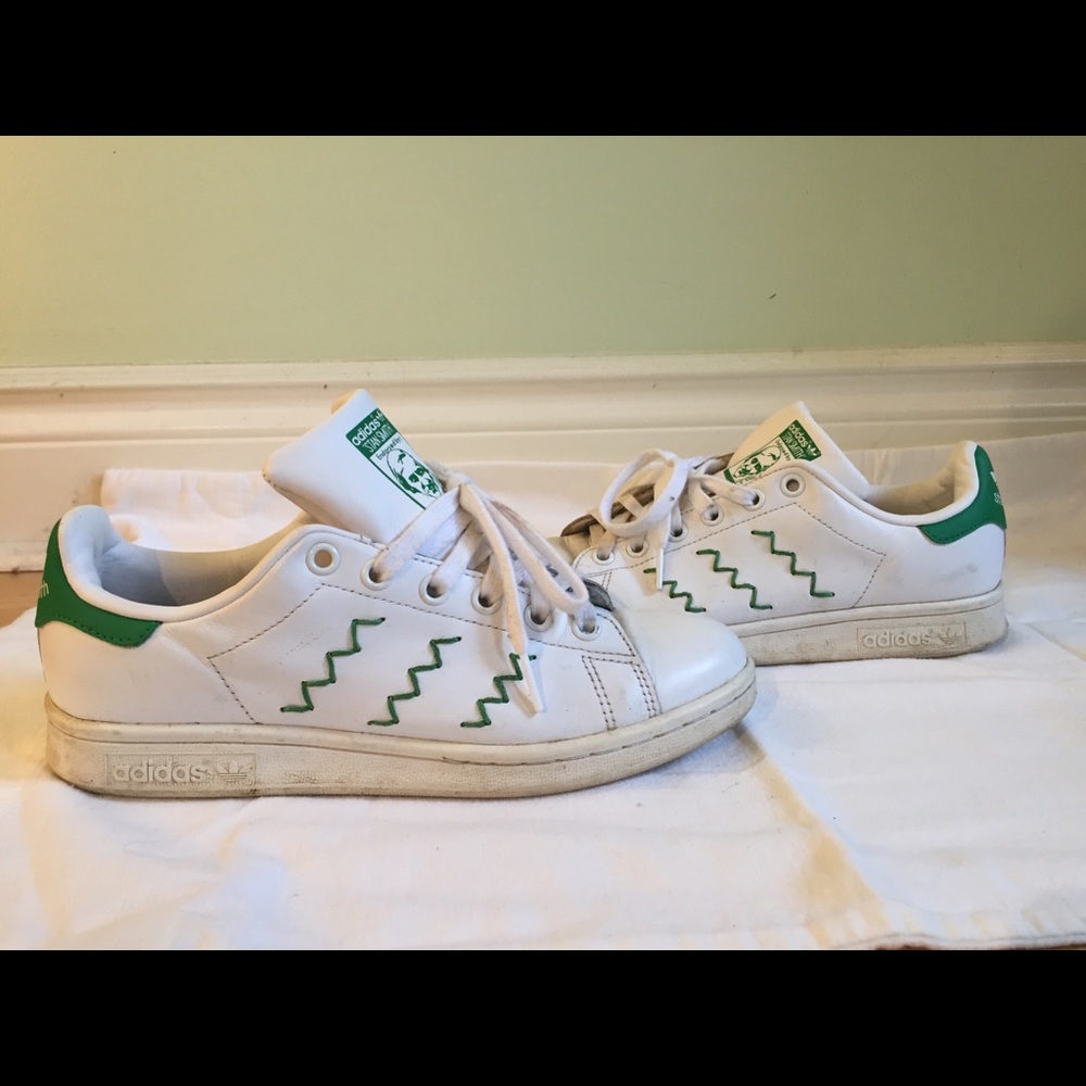 Stan Smith - Picture 3 of 5